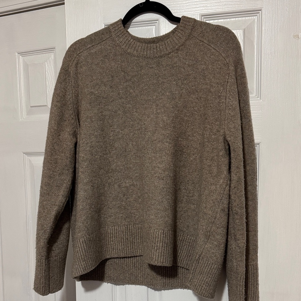 Abercrombie Madeline Crewneck Sweater